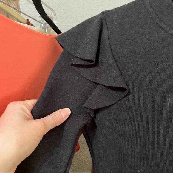 J.O.A Black Wool Blend Ruffled Shoulder Long Sleeve Sweater Dress Mini Womens XS - Picture 6 of 8